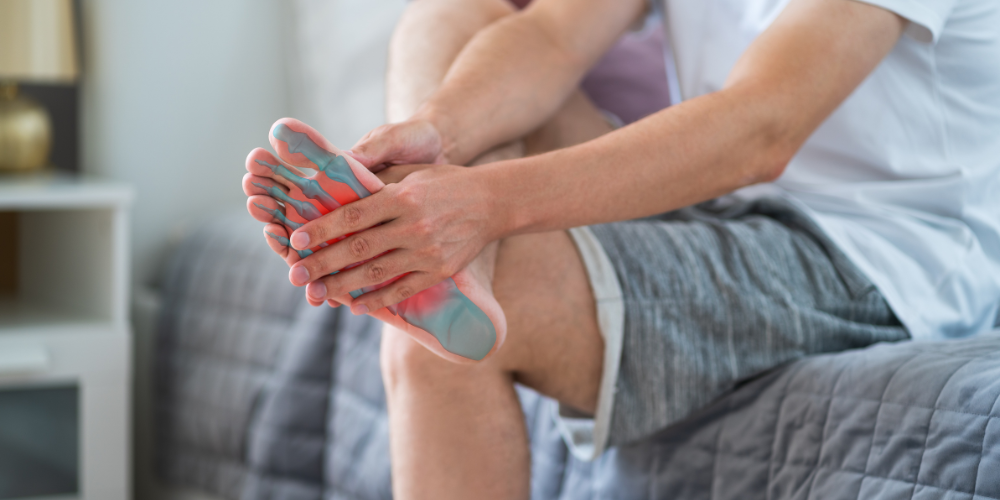 A person with Plantar Fasciitis and Heel Spurs