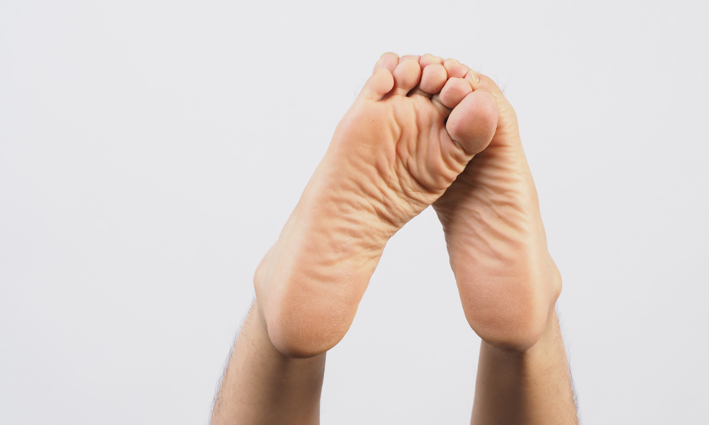 Flat Feet Vs High Arches: Decoding Your Foot Type.